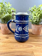 Chope à bière en grès bleu