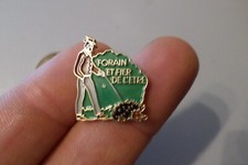 Badge pin s broche LES FORAINS
