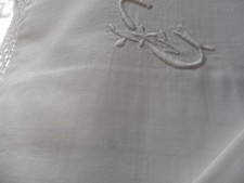 2 ANCIENNE TAIES D OREILLERS