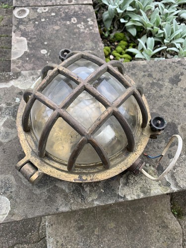 Très belle lampe - belle,