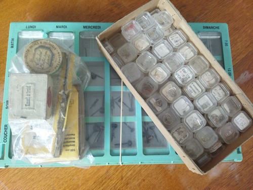 Lot fournitures horlogerie - lot,