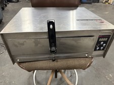 Wisco Industries, Inc Pizza/snack Oven 425c for parts  read below 