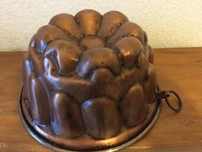 ancien moule à gateaux vintage en cuivre 