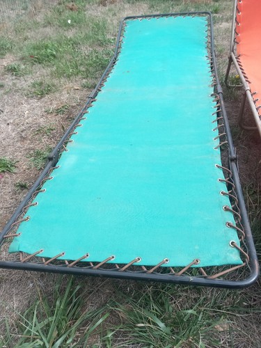 Lit camp pliant toile verte - de,