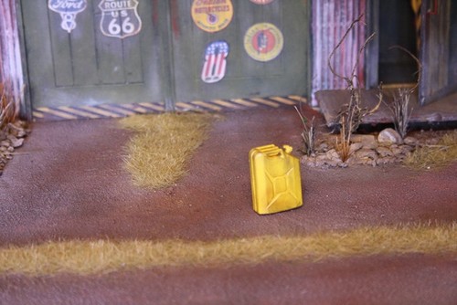 Jerrican jerrycan vieilli - ,
