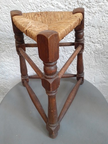 Tabouret tripode paille design
