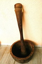 Pilon et mortier anciens bois