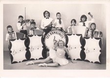 ACCORDION, Accordionist GROUP Accordionists Les BAMBINOS (45 Chaingy