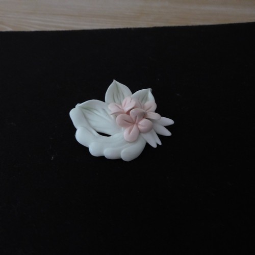 Broche florale rose blanc - broche,