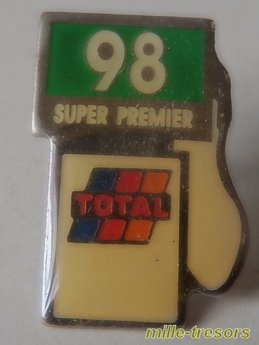 Ancien pin total pompe - total, à