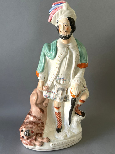 Ancienne statuette - ancienne,