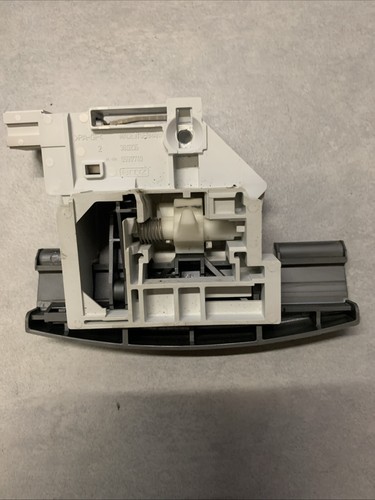 Fermeture porte lave vaisselle