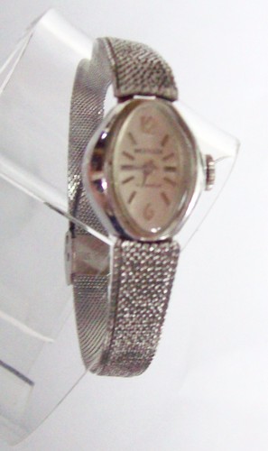 Vintage ladies jewels - vintage,