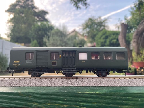 Models 14076 voiture - models,