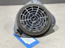 8T0035411A Haut-Parleur Bang &