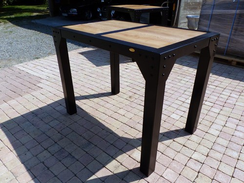 Table industrielle sur mesure