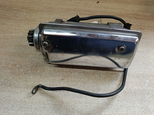 Démarreur électrique moto - un,
