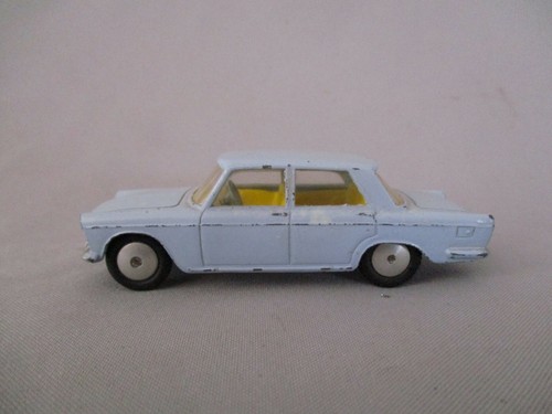 X936 corgi toys fiat - gb, 1800