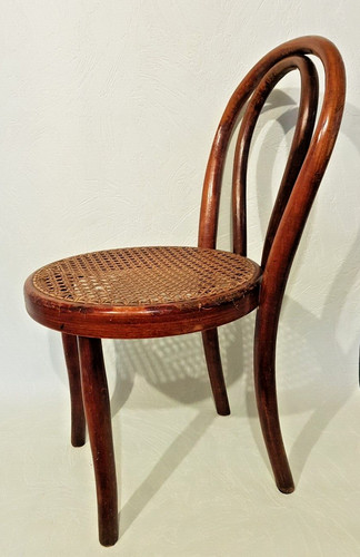 Chaise enfant vers 1890 - , style