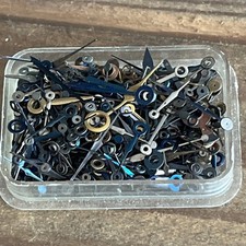 Boîte D’aiguilles Bleuies  De Montres Anciennes  - F67-07