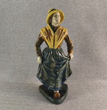 STATUETTE FIGURINE "