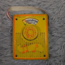 Vintage Fisher Price 1972 Music Box Pocket Radio Raindrops Falling On My Head