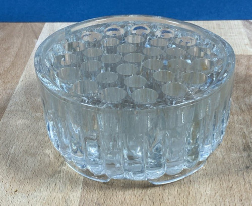Ancien pique fleurs trous - ancien,