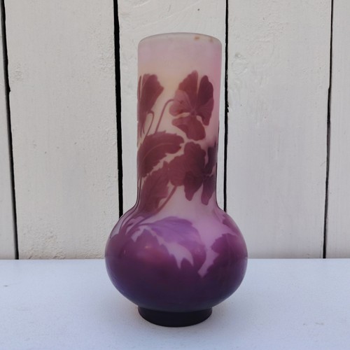 Vase gallé décor fleurs - décor,