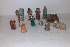 LOT DE 12 PERSONNAGES OU