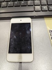 Apple iPod Touch 4th Gen A1367 MP3 Musique Lecteur 32GB Non Actif Pour Pièces