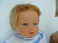 GROS POUPON poupée souple