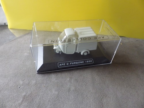 Ape triporteur - ,
