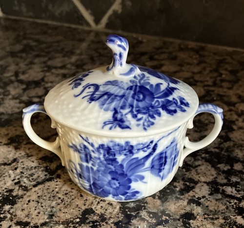 Royal copenhagen blue - blue, flower