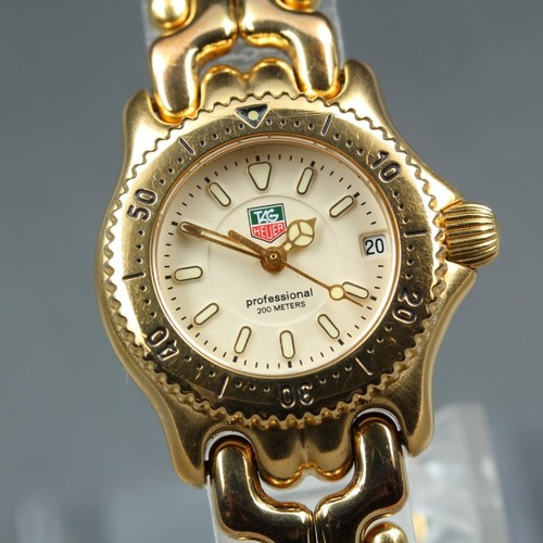 Rare montre femme presque