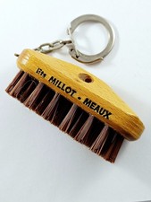KEYCHAIN - Miniature WOOD BRUSH - Ets. MILLOT - Vintage 1960s -