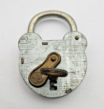 ANCIEN CADENAS EN ACIER  DE MARQUE UNIS F.T.H FRANCE