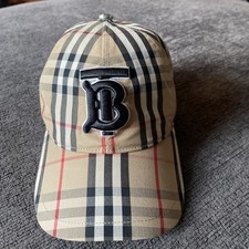 Burberry Men’s Check Hat With TB Logo