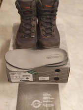 LOWA CHAUSSURES DE MARCHE