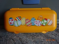 "TUPPERWARE BOÎTE  À OEUFS  COLLECTEUR DE  PÂQUE "NEUF " TUPPERWARE