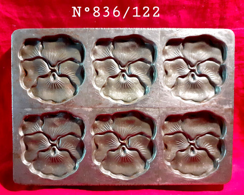 836 122 moule a - n°836/122,