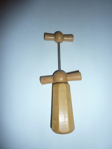 Tire bouchons anciens bois - tire,