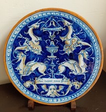 Rare Assiette XVIe majolique