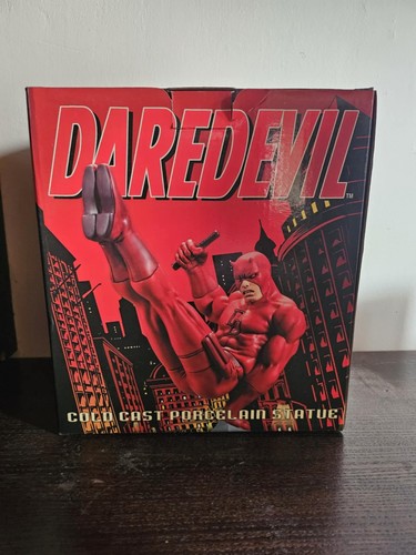 Daredevil statue hard hero - hard,