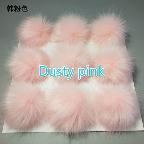 Lot pompons en - de,