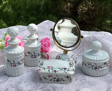 Porcelaine de Paris Ensemble