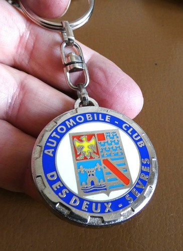 Porte clé métal émaillé