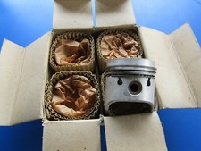 4 Pistons Hepolite pour: Ford