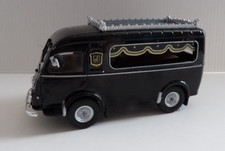 1/43 RENAULT 1000 KG