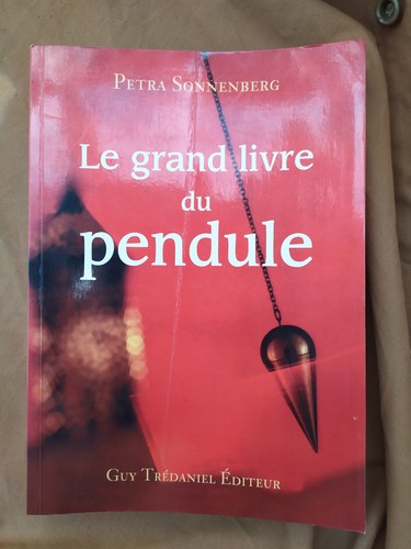Grand livre pendule de - livre,