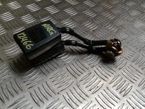 Attache ceinture arriere